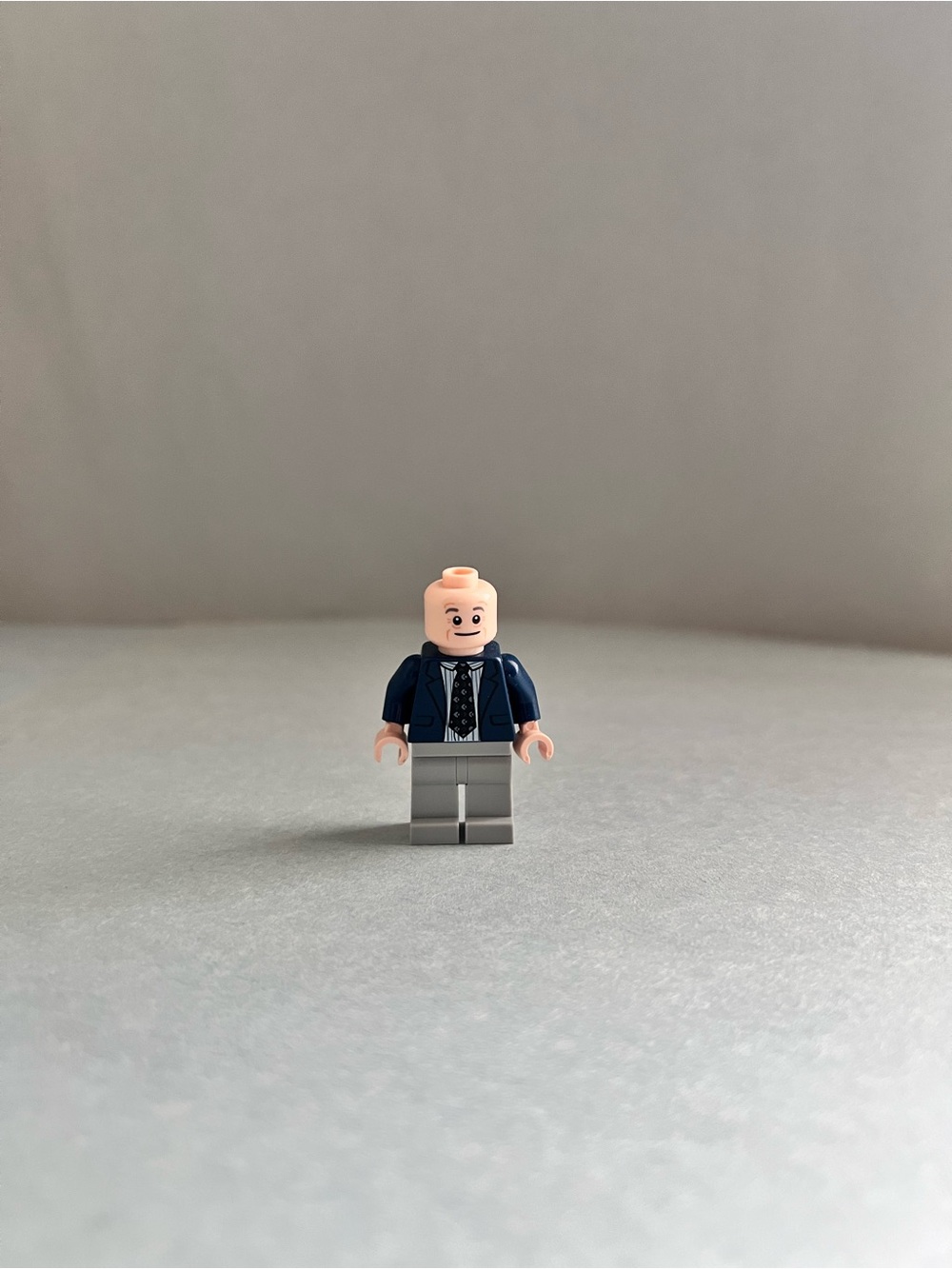 LEGO Ideas The Office Creed Bratton Minifigure